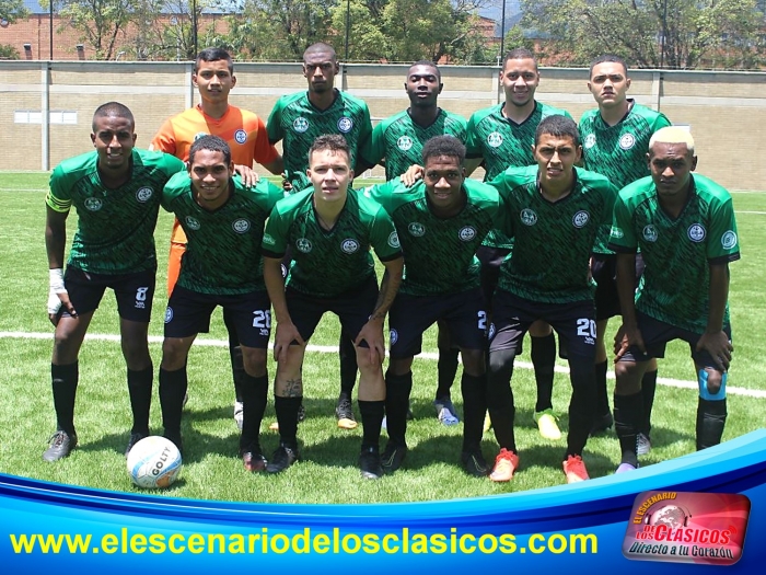 Leones 1-1 Los del Sur