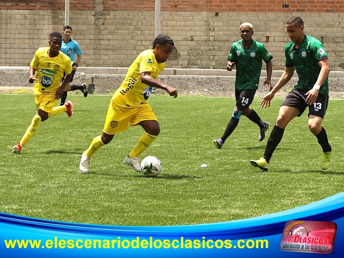 Leones 1-1 Los del Sur