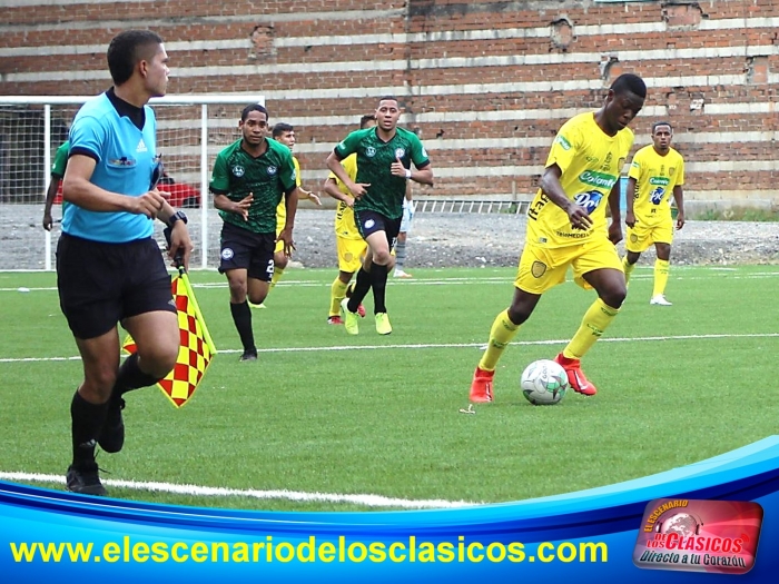 Leones 1-1 Los del Sur