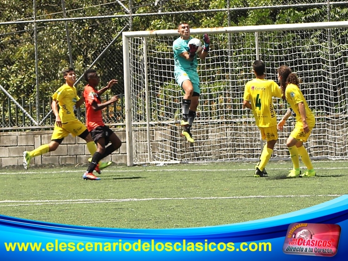 Chalaca 1-1 leones