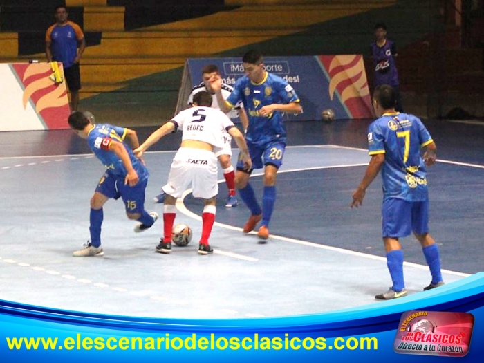 Loenes Futsal cae derrotado frente a Saeta