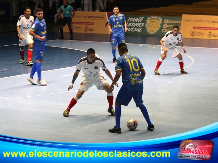 Loenes Futsal cae derrotado frente a Saeta