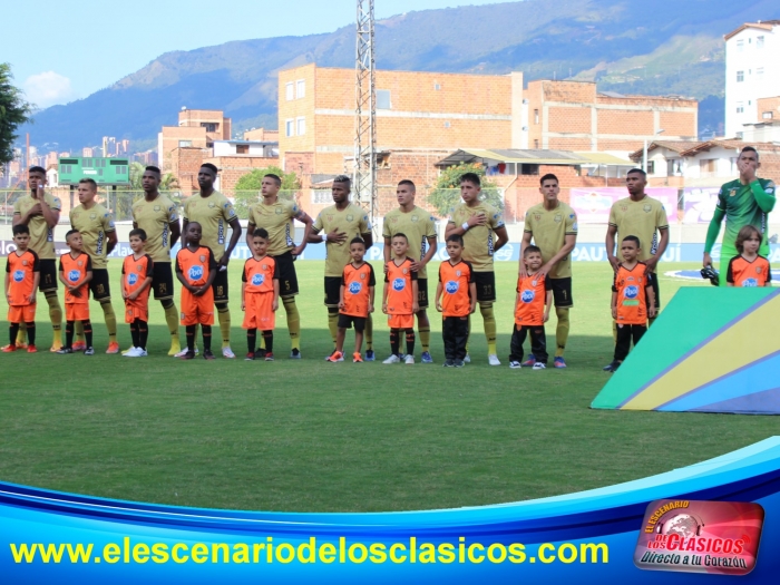 CayÃ³ Envigado ante Ãguilas 