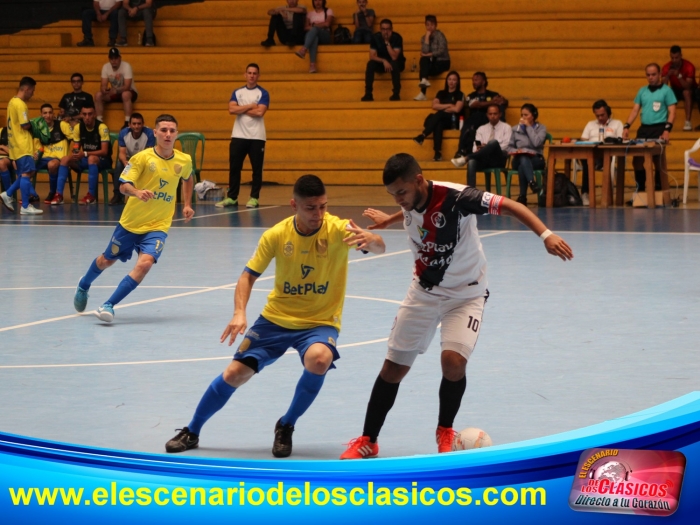 Primer triunfo de Leones en liga Futsal II