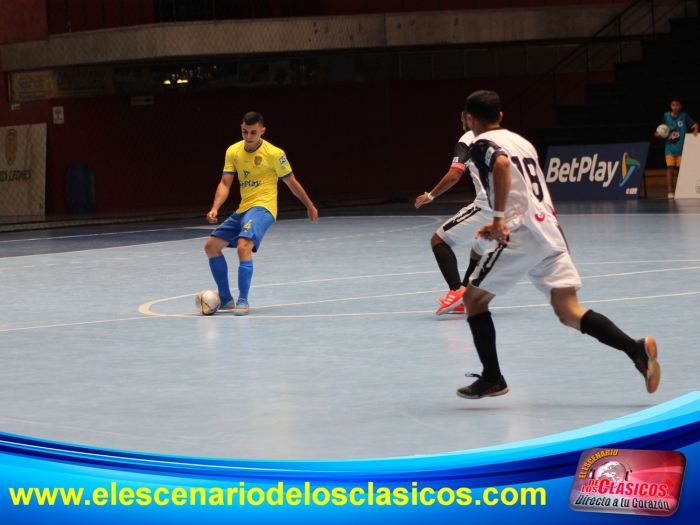 Primer triunfo de Leones en liga Futsal II