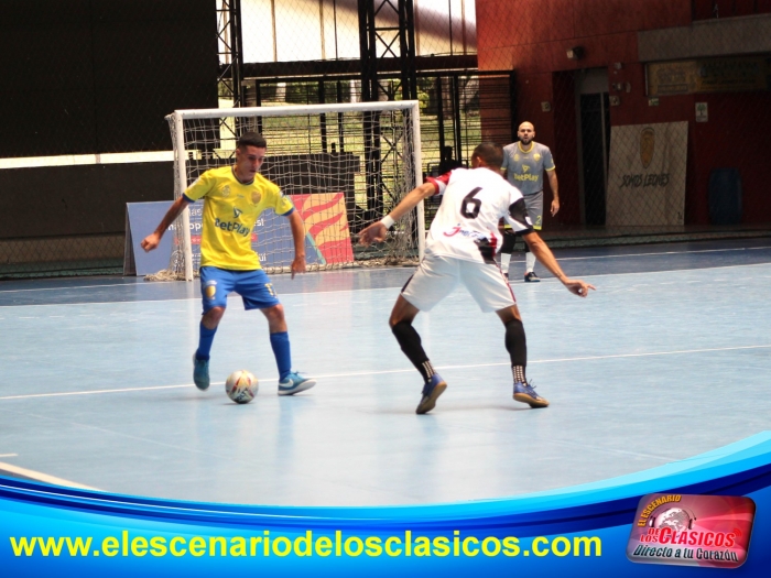 Primer triunfo de Leones en liga Futsal II