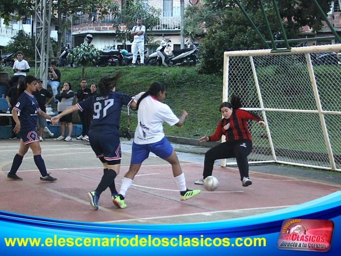 1er campeonato femenino de fÃºtbol sala en San Pio X ItagÃ¼Ã­