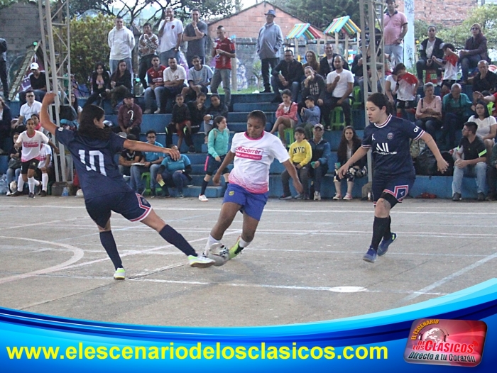 1er campeonato femenino de fÃºtbol sala en San Pio X ItagÃ¼Ã­