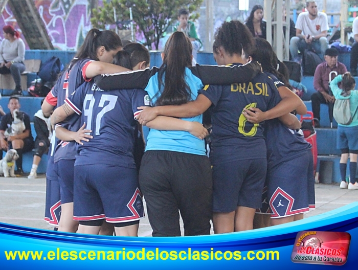 1er campeonato femenino de fÃºtbol sala en San Pio X ItagÃ¼Ã­