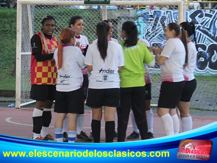 1er campeonato femenino de fÃºtbol sala en San Pio X ItagÃ¼Ã­