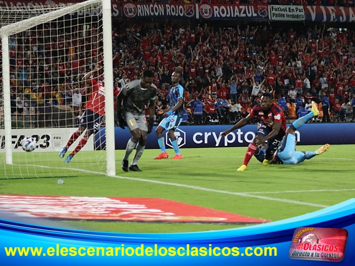 DIM vs El Nacional de Ecuador