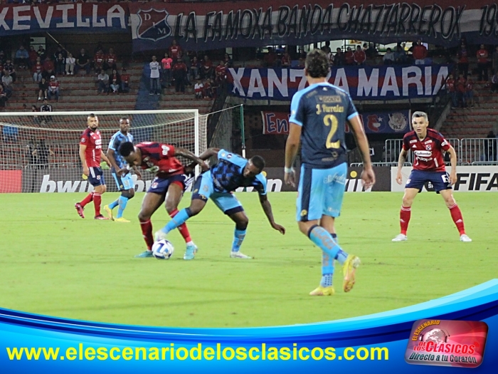 DIM vs El Nacional de Ecuador