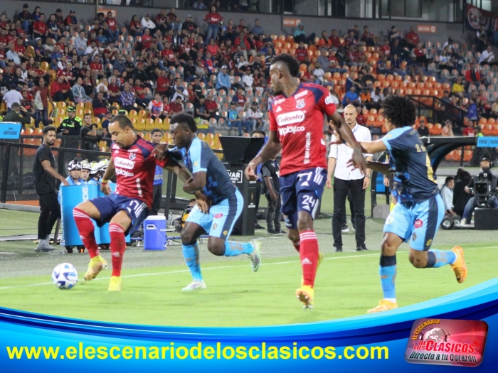 DIM vs El Nacional de Ecuador