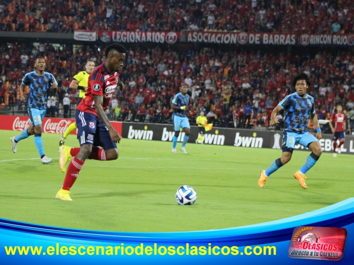 DIM vs El Nacional de Ecuador