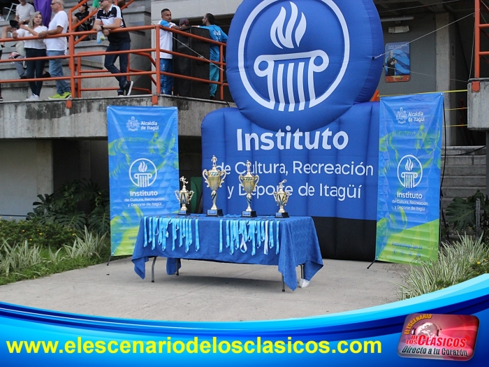 Leones de ItagÃ¼Ã­ campeÃ³n Baby FÃºtbol