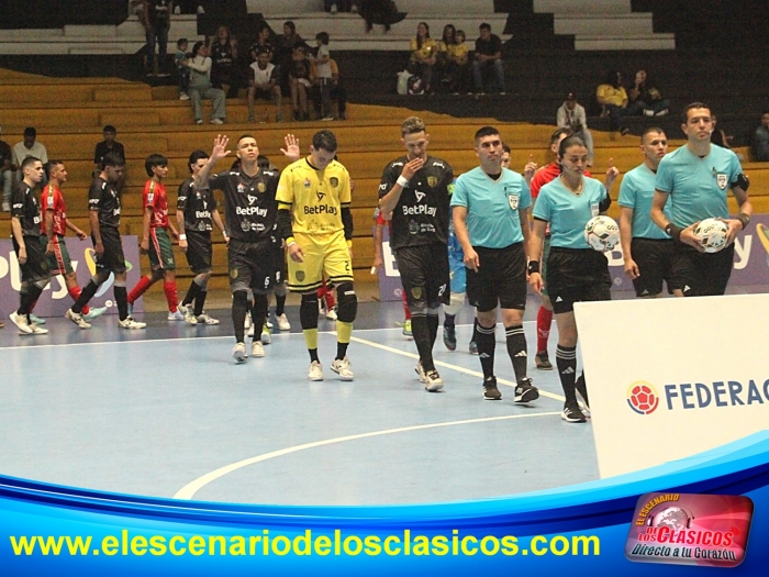 Triunfo felino en la Liga Futsal