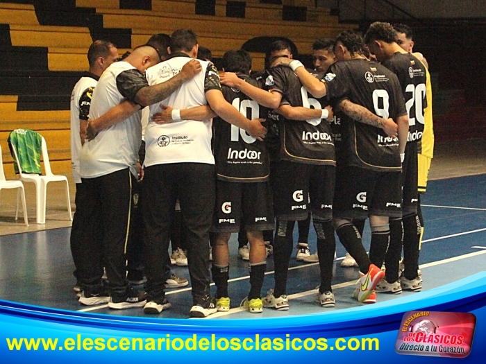 Triunfo felino en la Liga Futsal