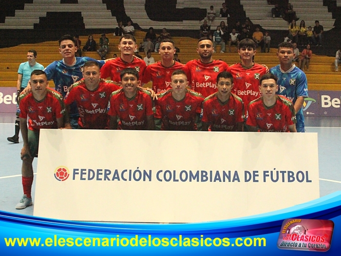 Triunfo felino en la Liga Futsal