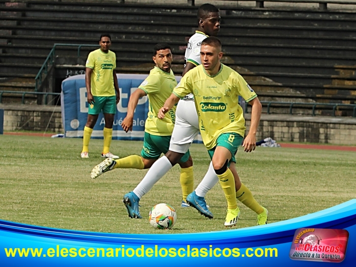 Triunfo de Leones en el Torneo