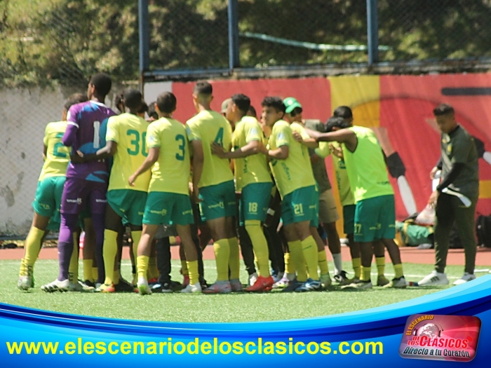 Leones Golea en la Primera A