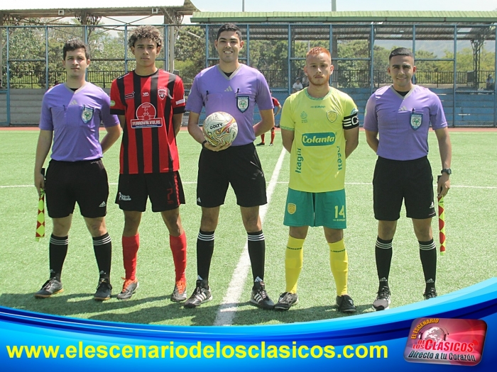 Leones Golea en la Primera A