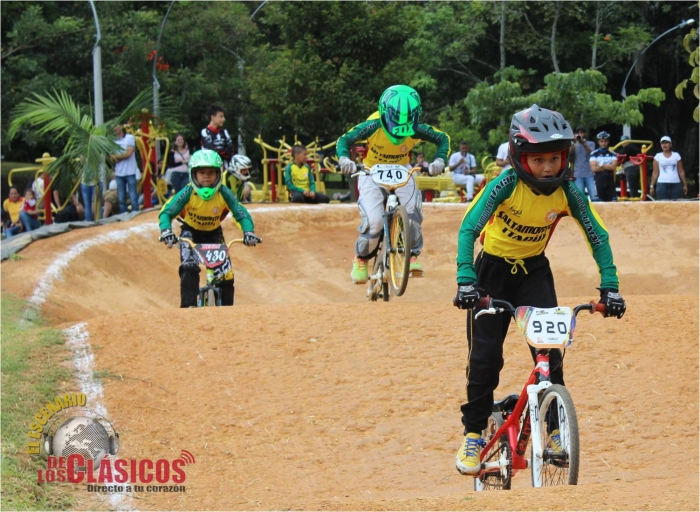 Imágenes del 8° Chequeo de bicicros