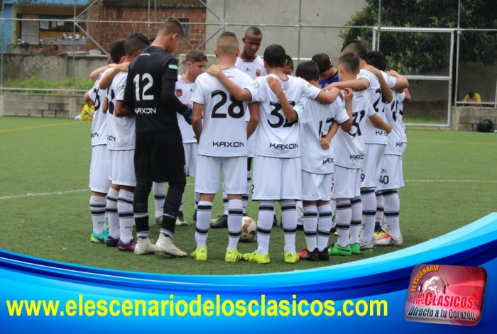 Leones Sub 13 A, de caída en caída