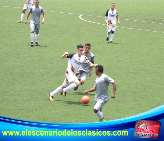 Ditaires F.C y Envigado F.C, dejaron el pleito en tablas