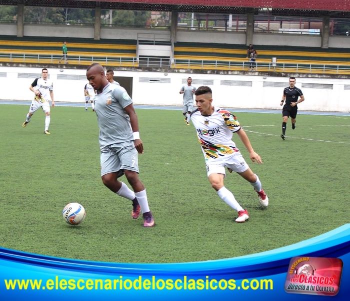 Ditaires F.C y Envigado F.C, dejaron el pleito en tablas