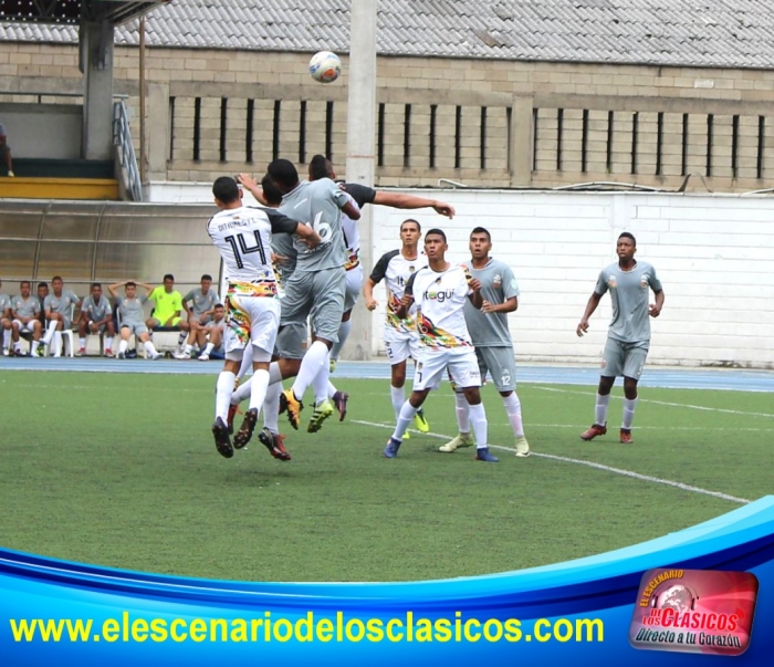 Ditaires F.C y Envigado F.C, dejaron el pleito en tablas