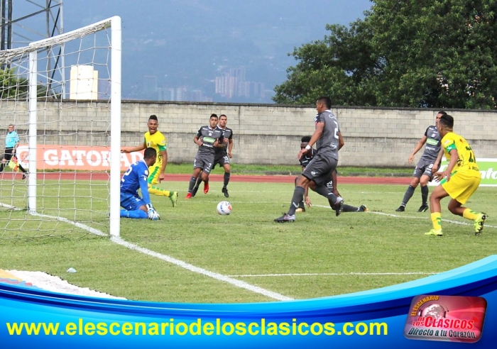 Leones no encontró el camino, perdió ante Once Caldas