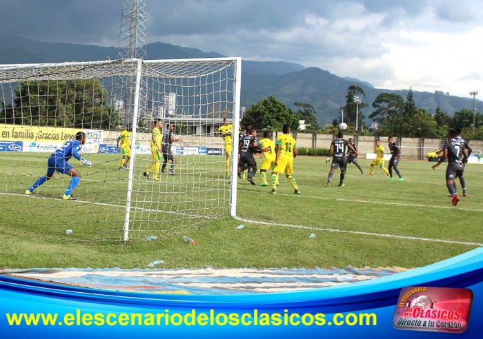 Leones no encontró el camino, perdió ante Once Caldas