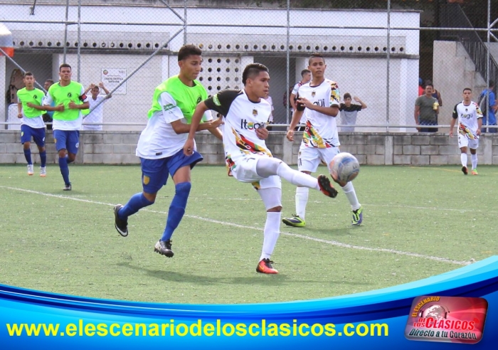 Victoria apretada de Ditaires Sub 18 ante C.D. Las Playas