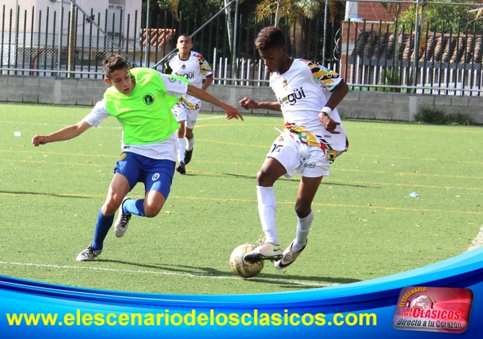 Victoria apretada de Ditaires Sub 18 ante C.D. Las Playas