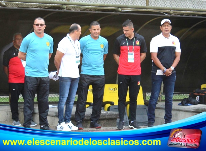 Ante Leones, Pereira ganó el primer round