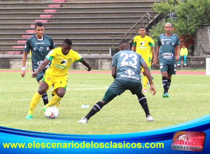 Ante Leones, Pereira ganó el primer round