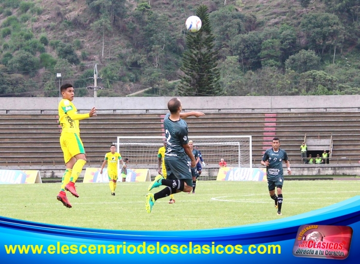 Ante Leones, Pereira ganó el primer round