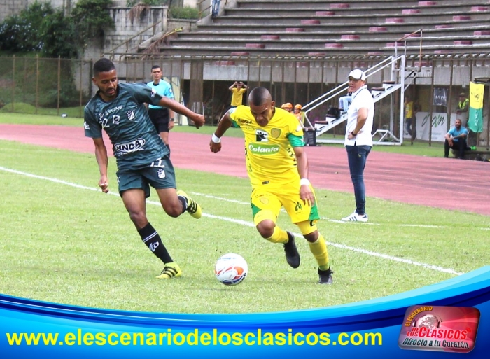 Ante Leones, Pereira ganó el primer round