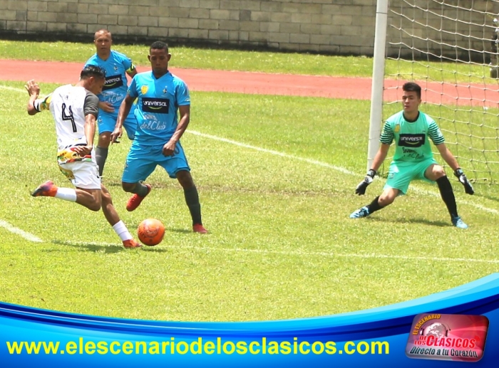 Cosdecol sorprendió a Ditaires F.C en su propia casa