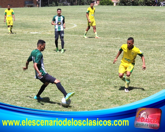 Sin emociones el juego Leones F.C y Los del Sur de la Primera A