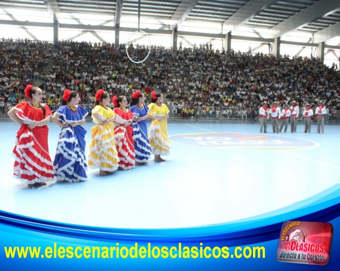 Entrega de uniformes del Real Madrid: Espectáculo de color y alegría