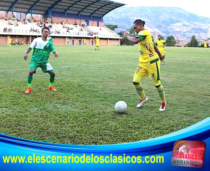 Felinos y universitarios no se hicieron daño en el Torneo Departamental 