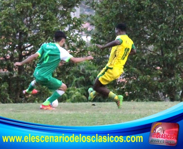 Felinos y universitarios no se hicieron daño en el Torneo Departamental 