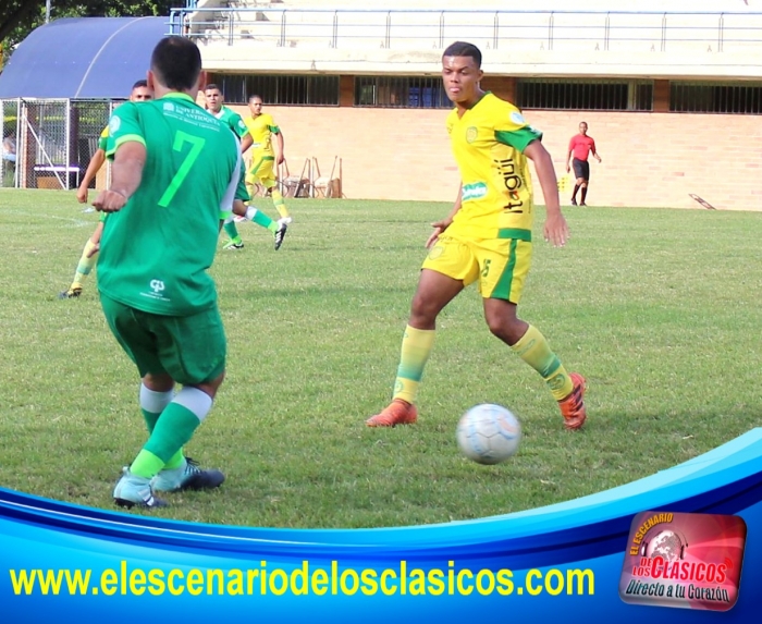 Felinos y universitarios no se hicieron daño en el Torneo Departamental 