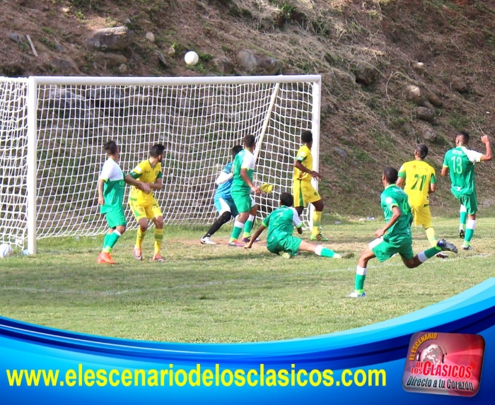 Felinos y universitarios no se hicieron daño en el Torneo Departamental 