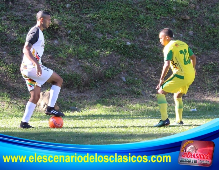 Primera A: Leones F.C y Ditaires F.C definieron el clásico a un minuto del final