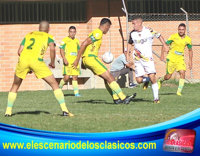 Primera A: Leones F.C y Ditaires F.C definieron el clásico a un minuto del final