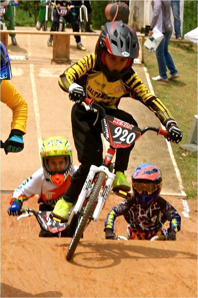 Saltamontes en la II Copa Antioquia en Marinilla