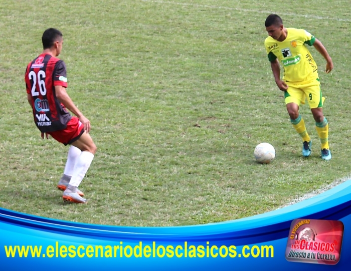 Tres penales en el juego Leones F.C y Ferroválvulas en la Primera A