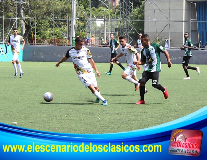 Empate agónico de Ditaires F.C ante Los del Sur en la Primera A